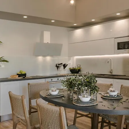 Aparktion Apartment *